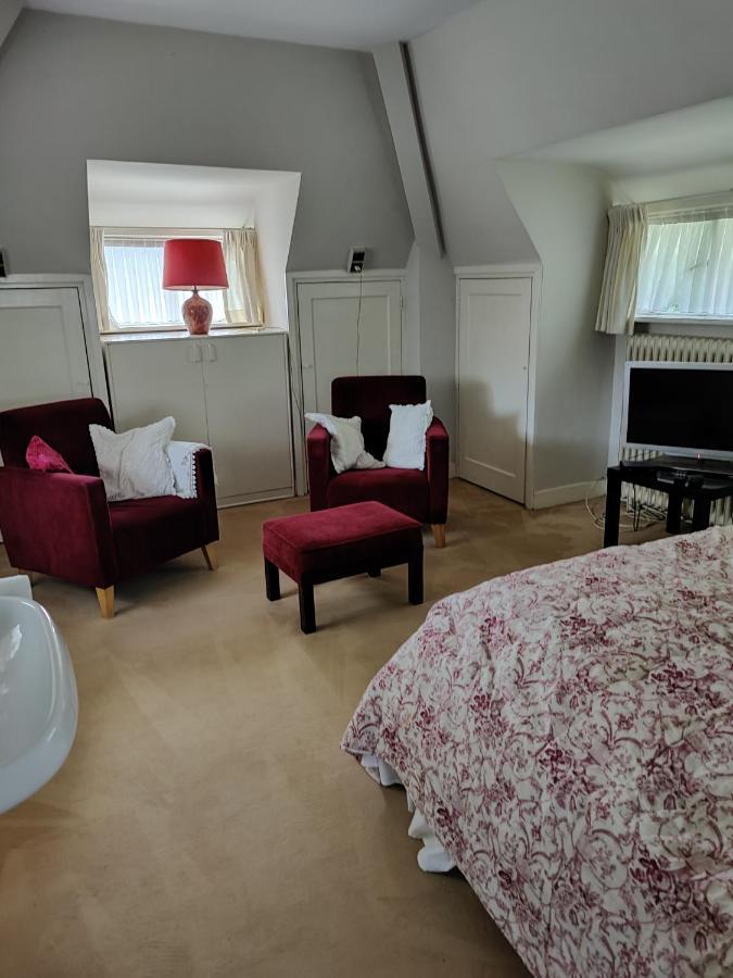 Vrijstaande Rietgedekte Villa Nabij Uitvalswegen Вассенаар Екстер'єр фото
